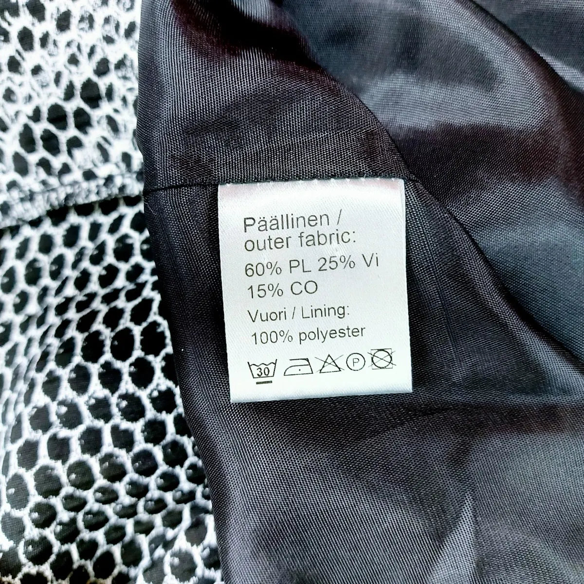 Ritva Falla jakku mustavalkoinen koko 44