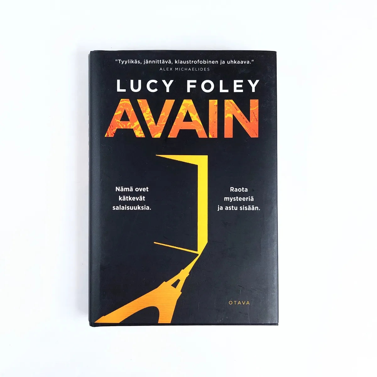 Lucy Foley: Avain
