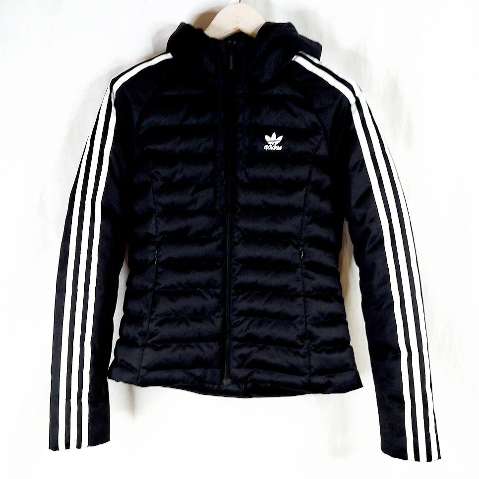 Adidas Originals toppatakki koko 34