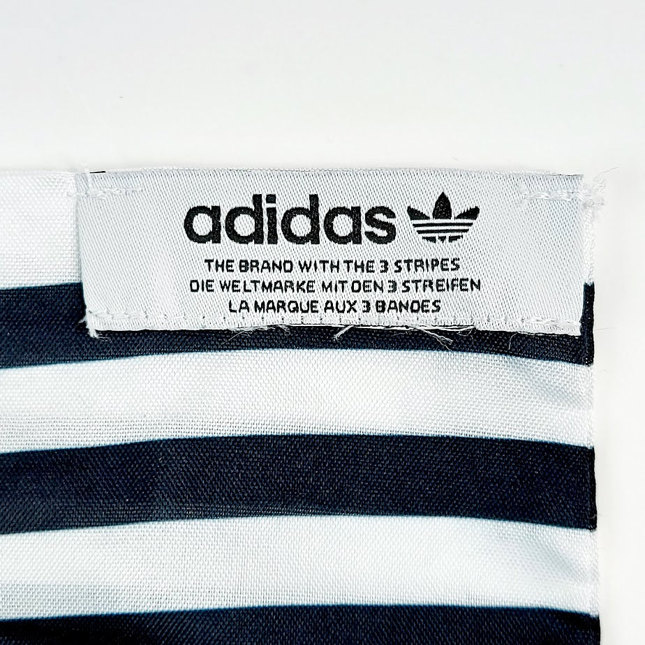 Adidas huivi koko 68x184 cm