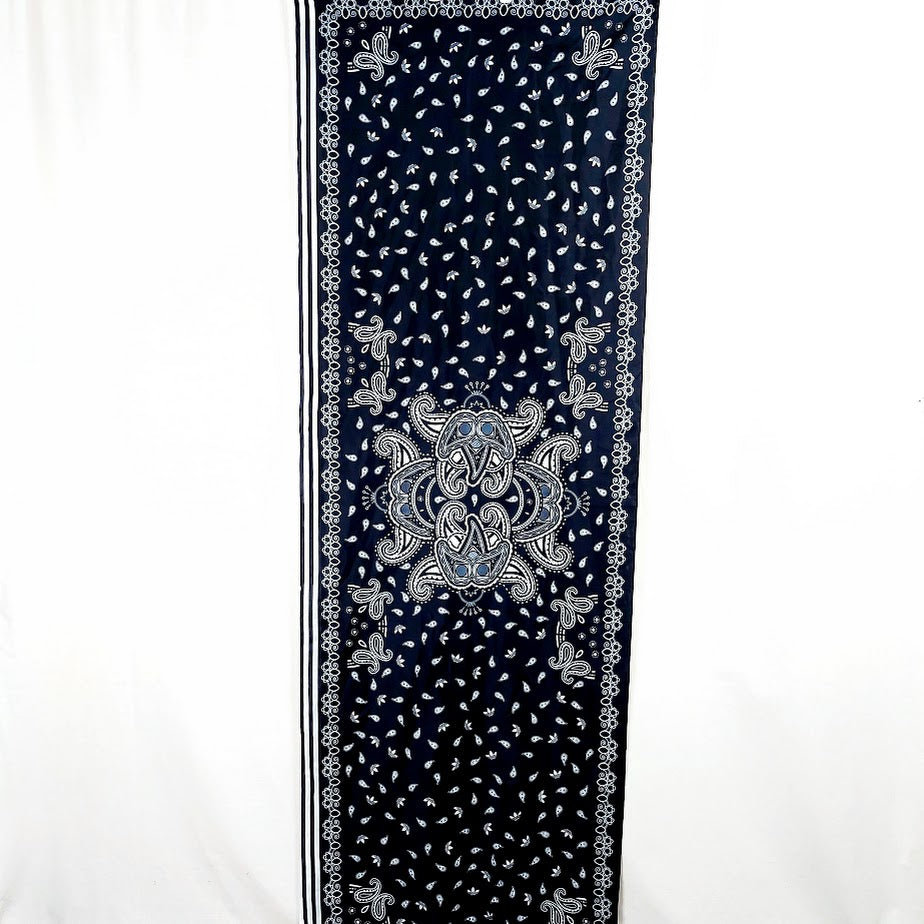Adidas huivi koko 68x184 cm