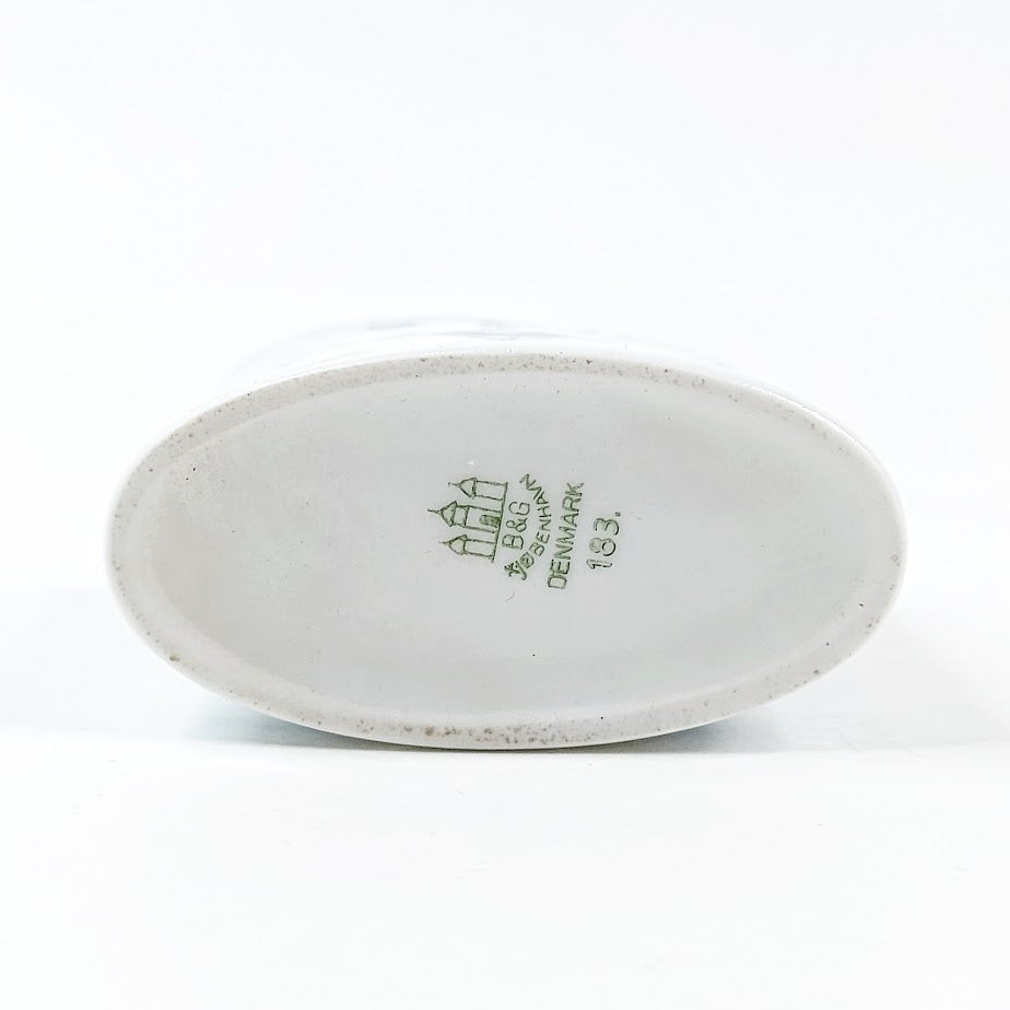 Bing & Grondahl savukeiden tarjoiluastia