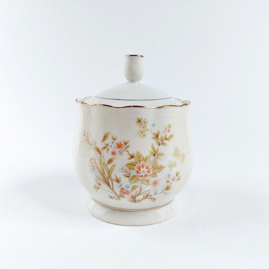 Budlet Fine China kahviastiasto 22 osainen