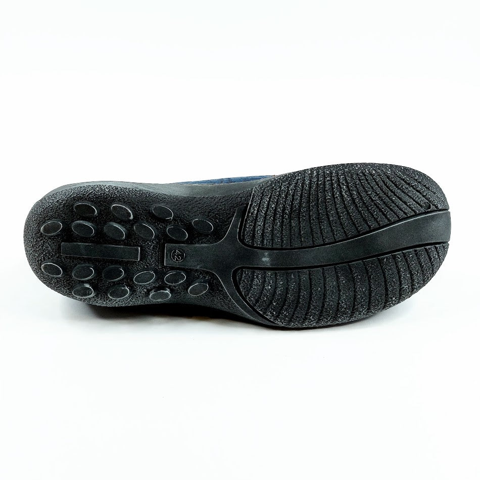 Cinnamon Care & comfort tennarit koko 42