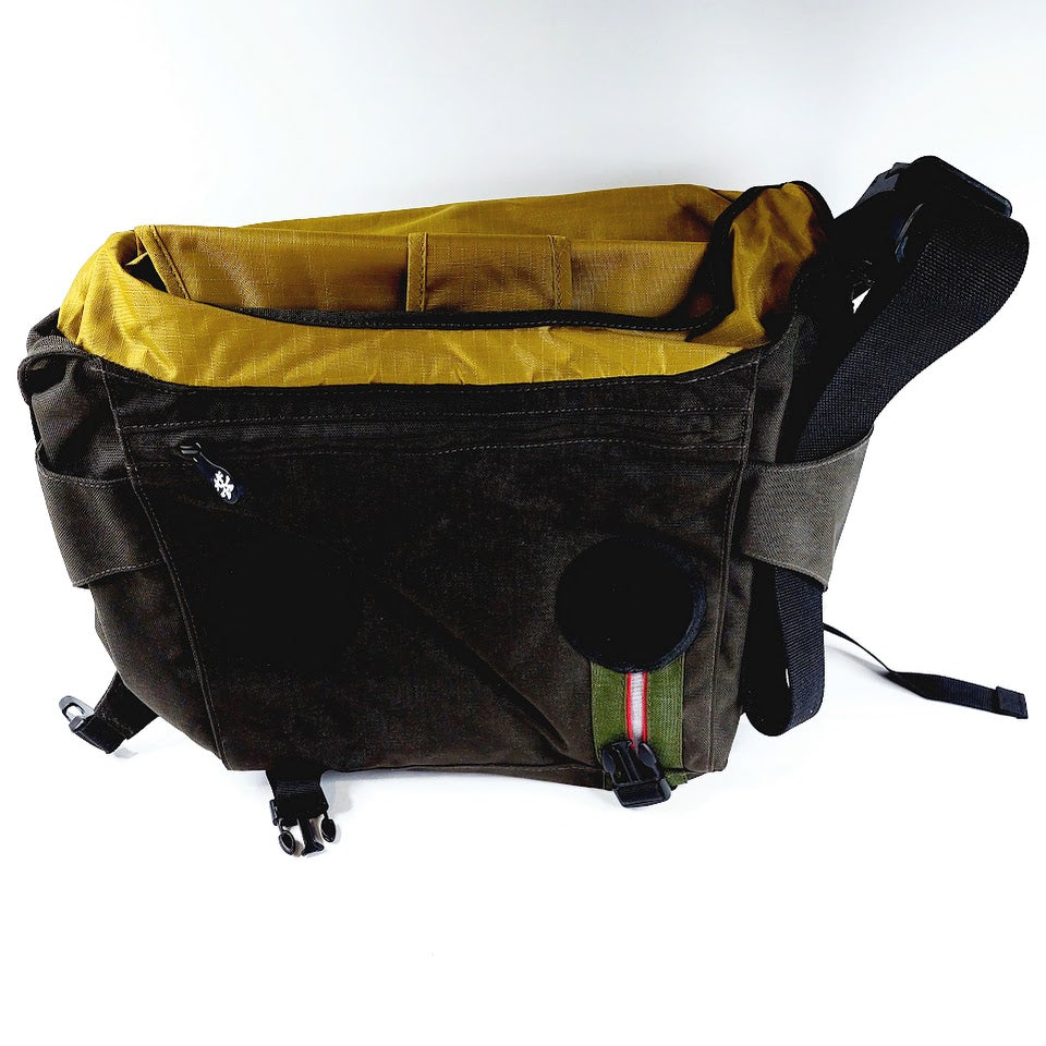 Crumpler The Fishy Slip olkalaukku