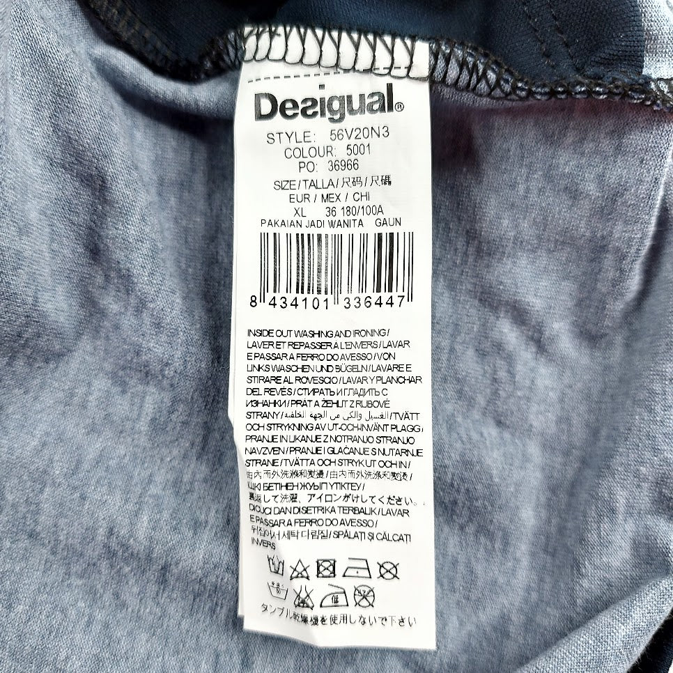 Desigual trikoomekko koko XL