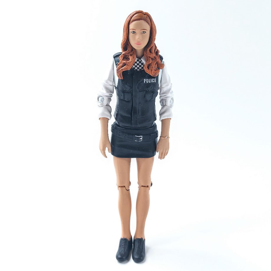 Doctor Who sarjan figuuri Amy Pond 13,5 cm