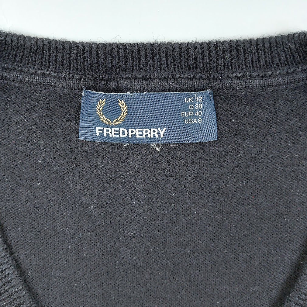 Fred Perry neulemekko koko 40