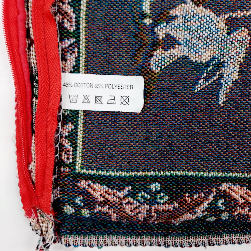 Jouluinen gobeliinityynynpäällinen Lumiukko 35x37 cm