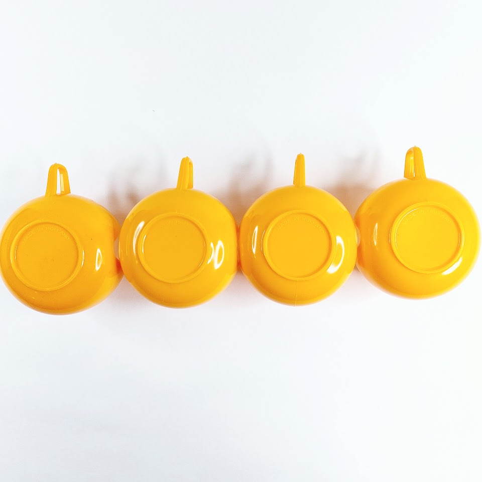 Keltainen kuumajuomalasi 4 kpl