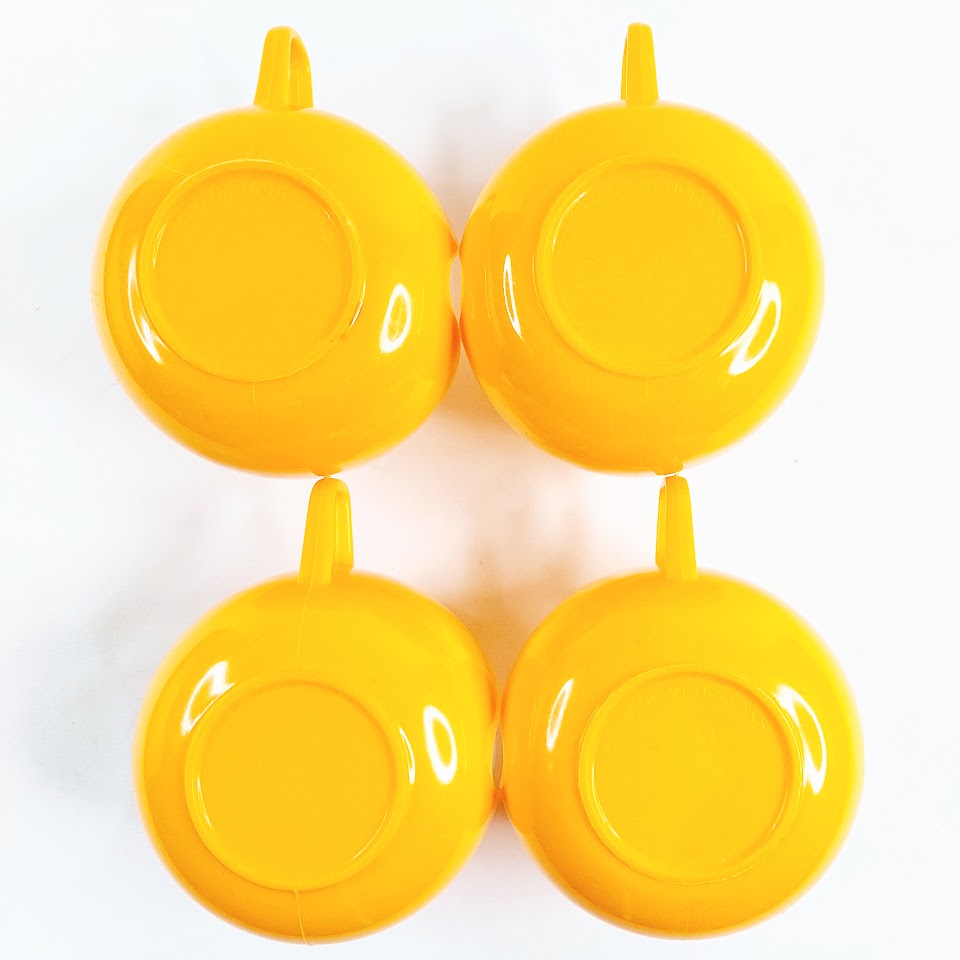 Keltainen kuumajuomalasi 4 kpl