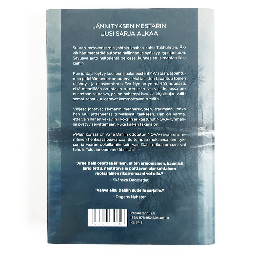 Arne Dahl: Pahan piirissä