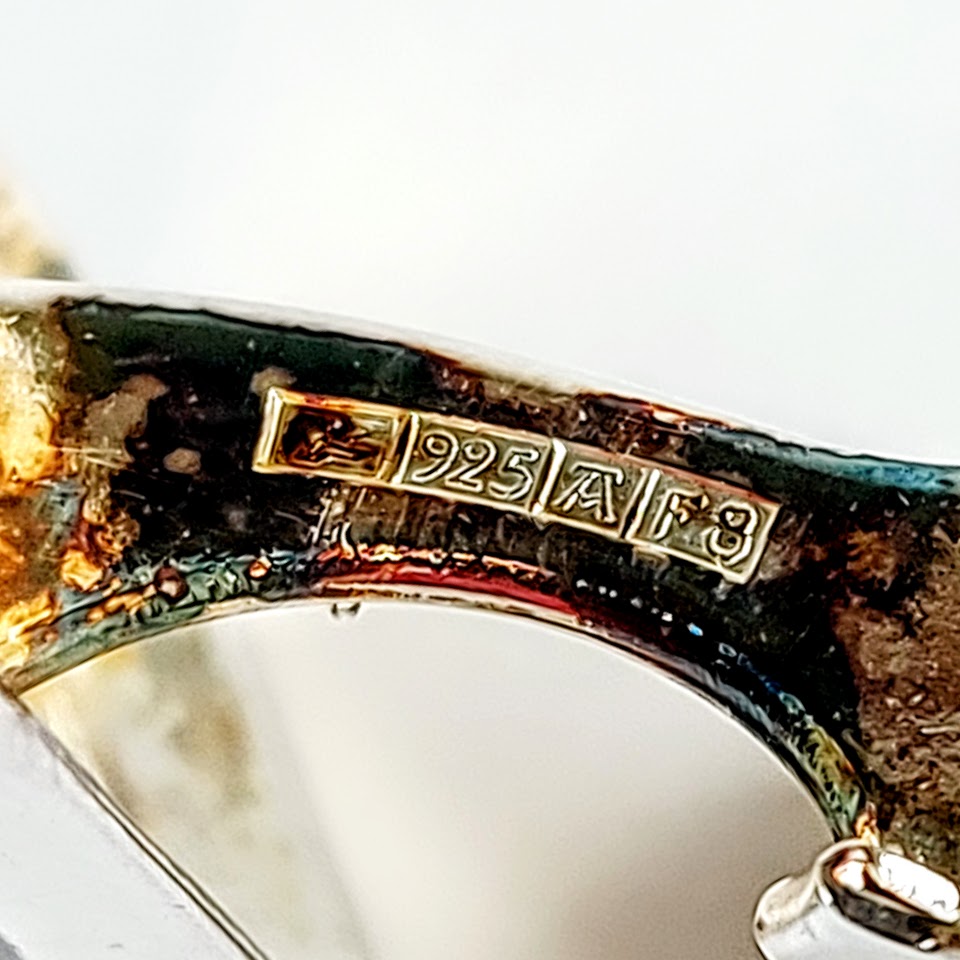 Kultasepät Salovaara 925 hopeiset kalvosinnapit 1983