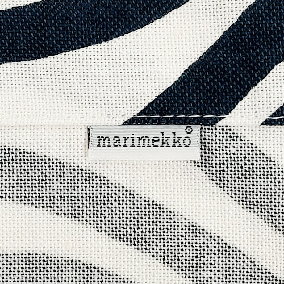 Marimekko kaitaliina 49 cm X 157 cm