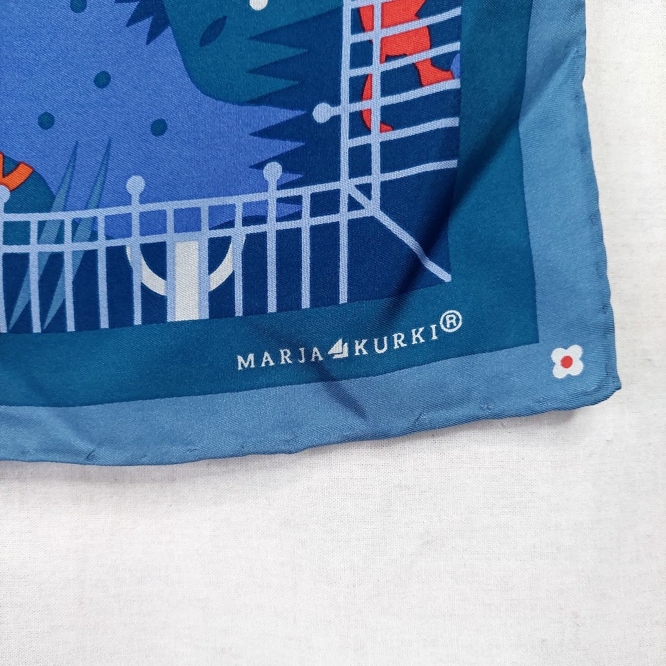 Marja Kurki huivi 87x87 cm