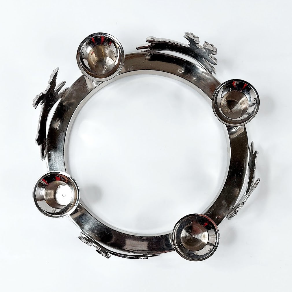 Messinkinen adventtikynttelikkö