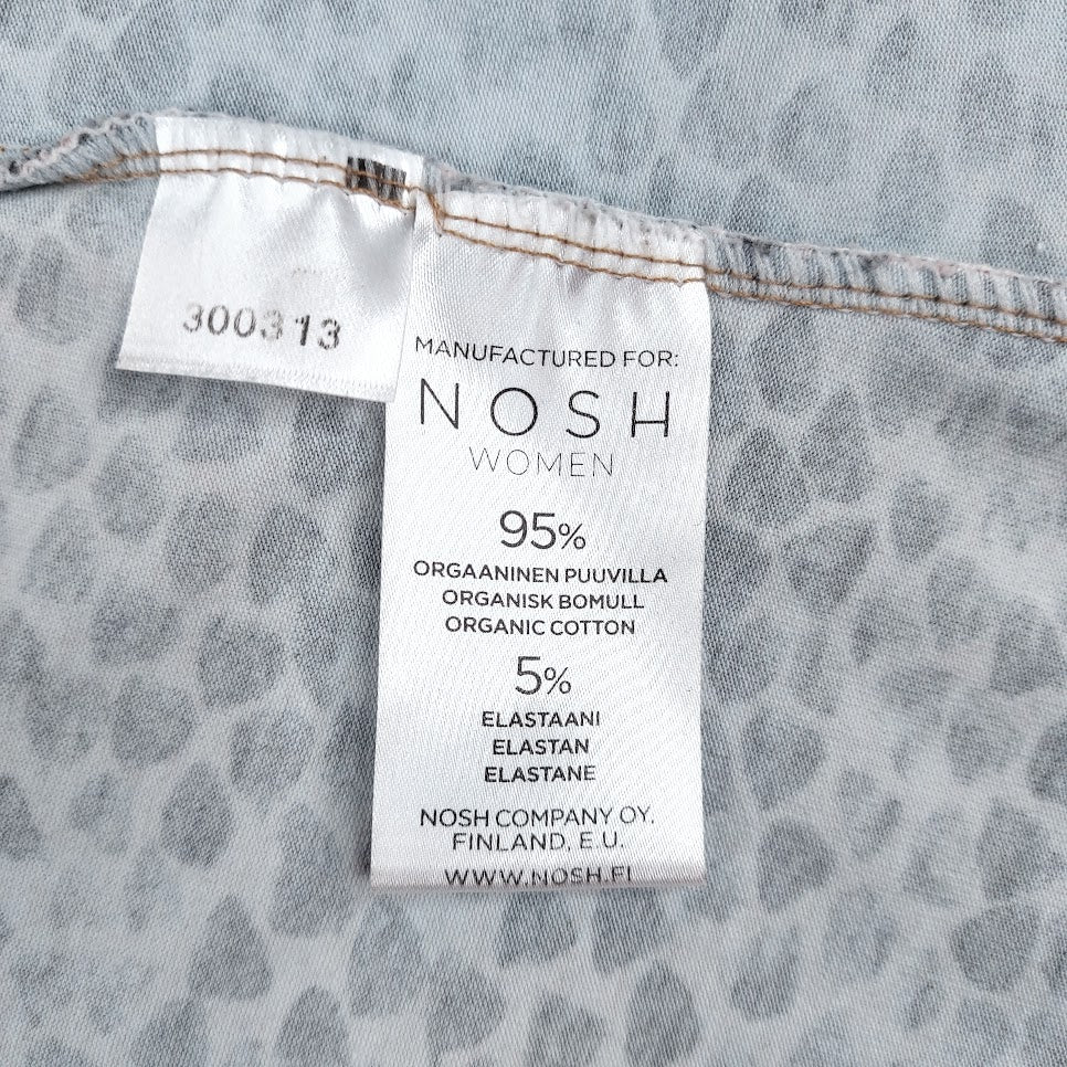 Nosh trikoomekko koko M