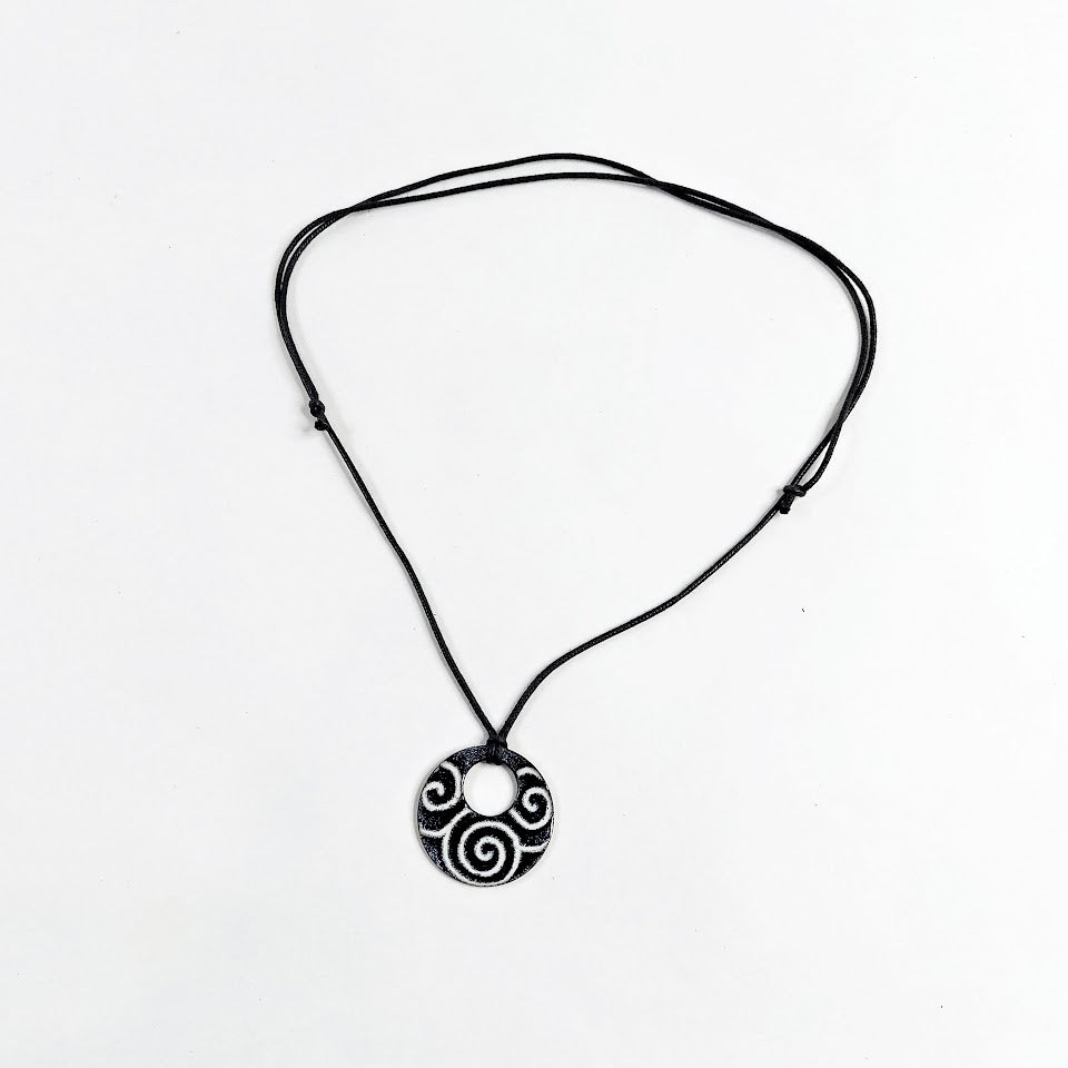 Pauliina Rundgren HandiCrafts Twist kaulakoru