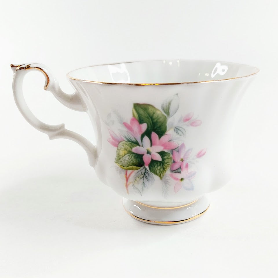 Royal Albert Bone China Mayflower aamiaissetti 2 osaa