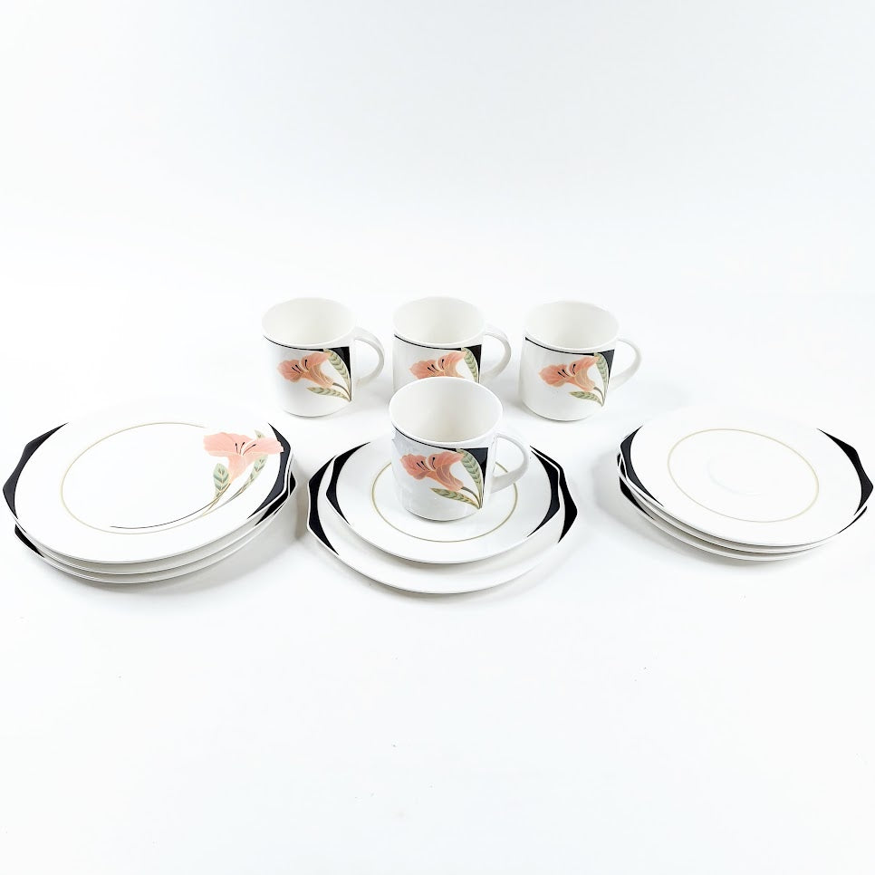 Villeroy & Boch Iris kahvikuppisetti 12 osaa