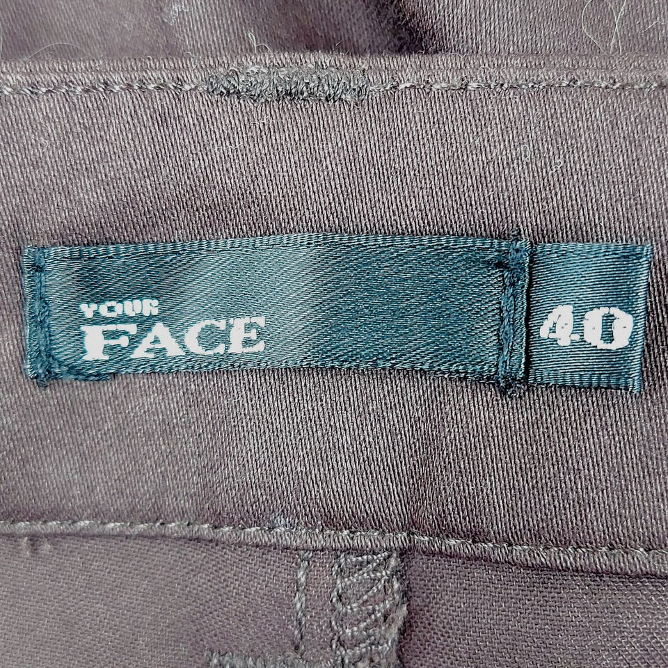 Your Face shortsit koko 40