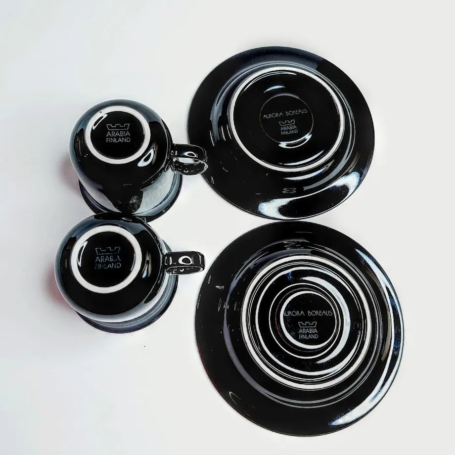 Arabia Arctica Aurora Borealis kahvikuppi ja lautanen 2 kpl 4 osaa