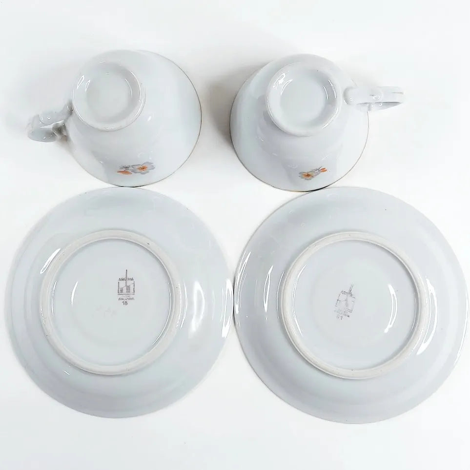 Arabia Loretta kahvikuppi ja tassi 4 osaa