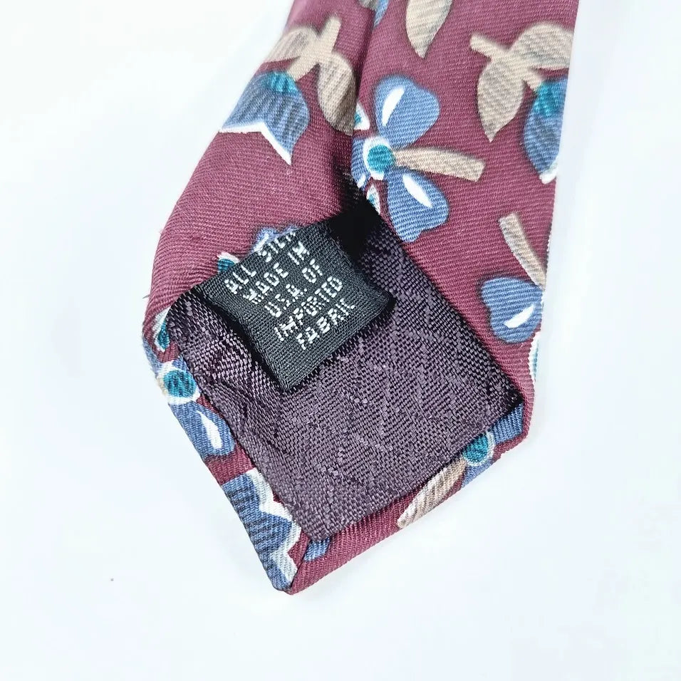 Christian Dior silkkisolmio