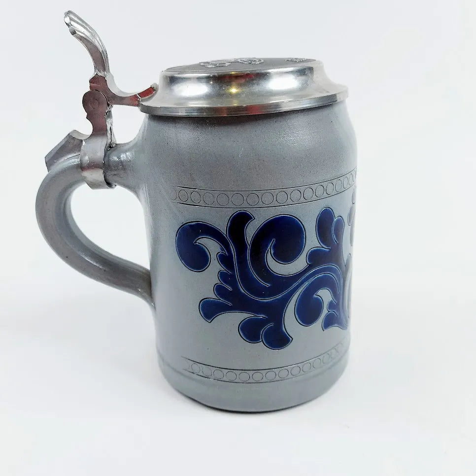 Hulftegger 1990 keraaminen tuoppi kannella 13 cm
