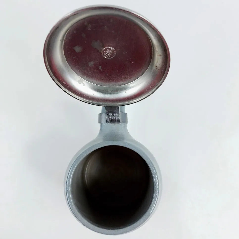 Hulftegger 1990 keraaminen tuoppi kannella 13 cm