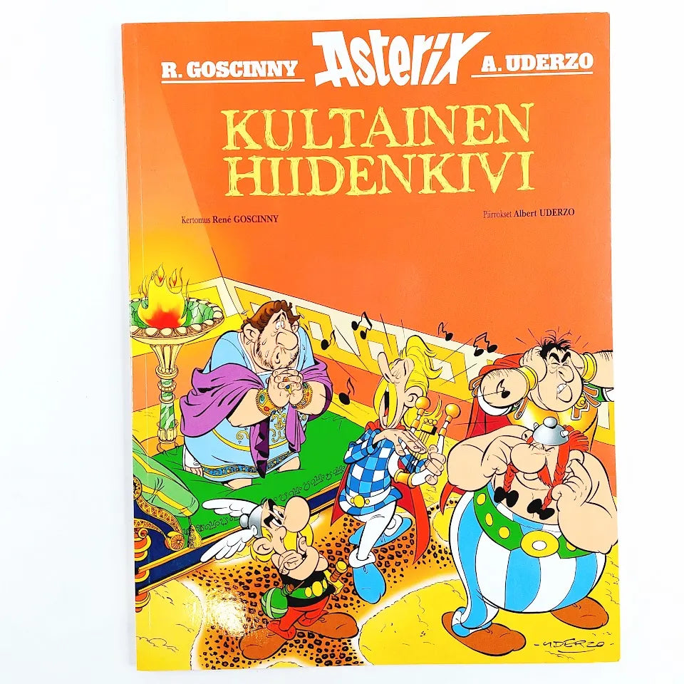 René Goscinny Asterix Kultainen Hiidenkivi