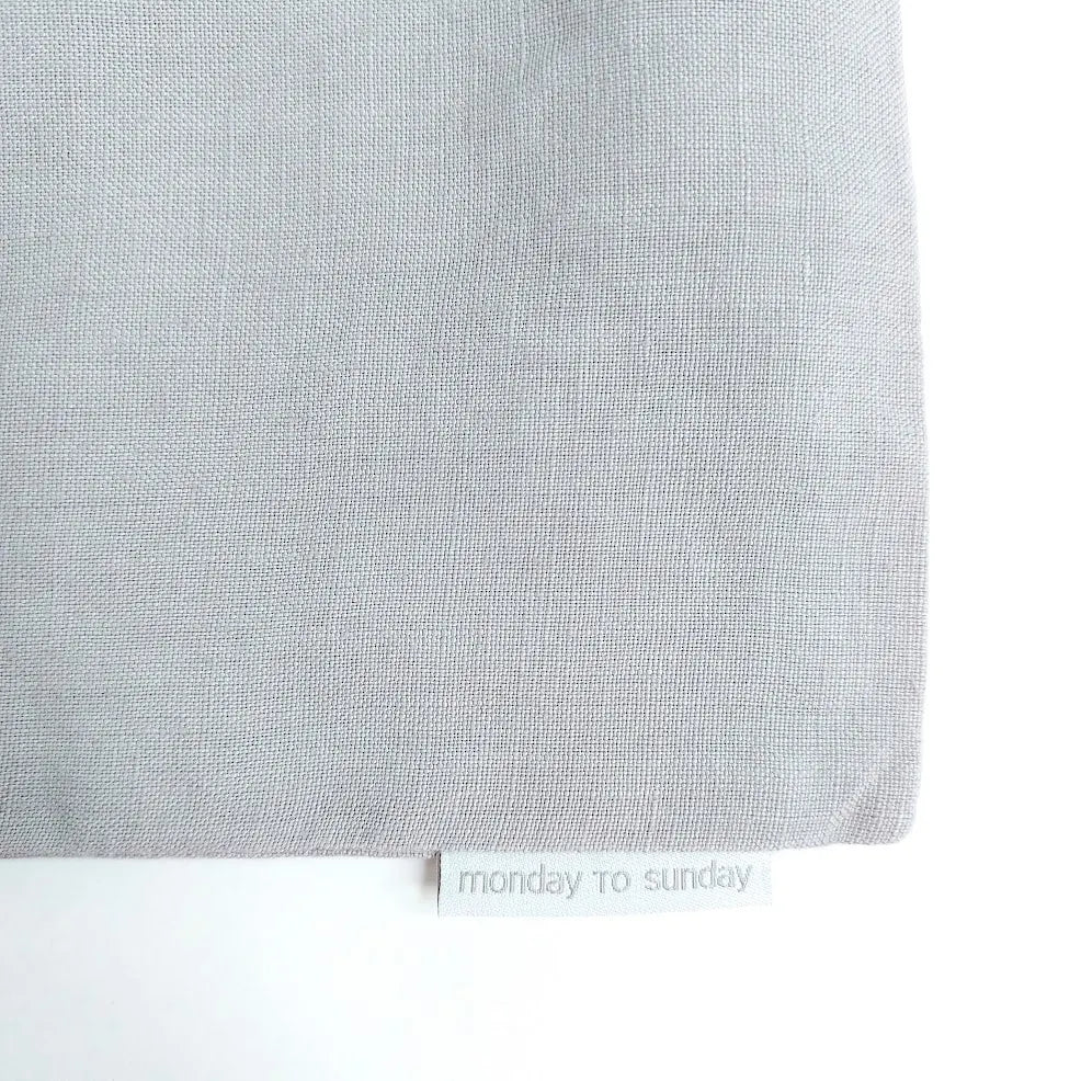 Monday to sunday tyynynpäällinen 39 x 49 cm