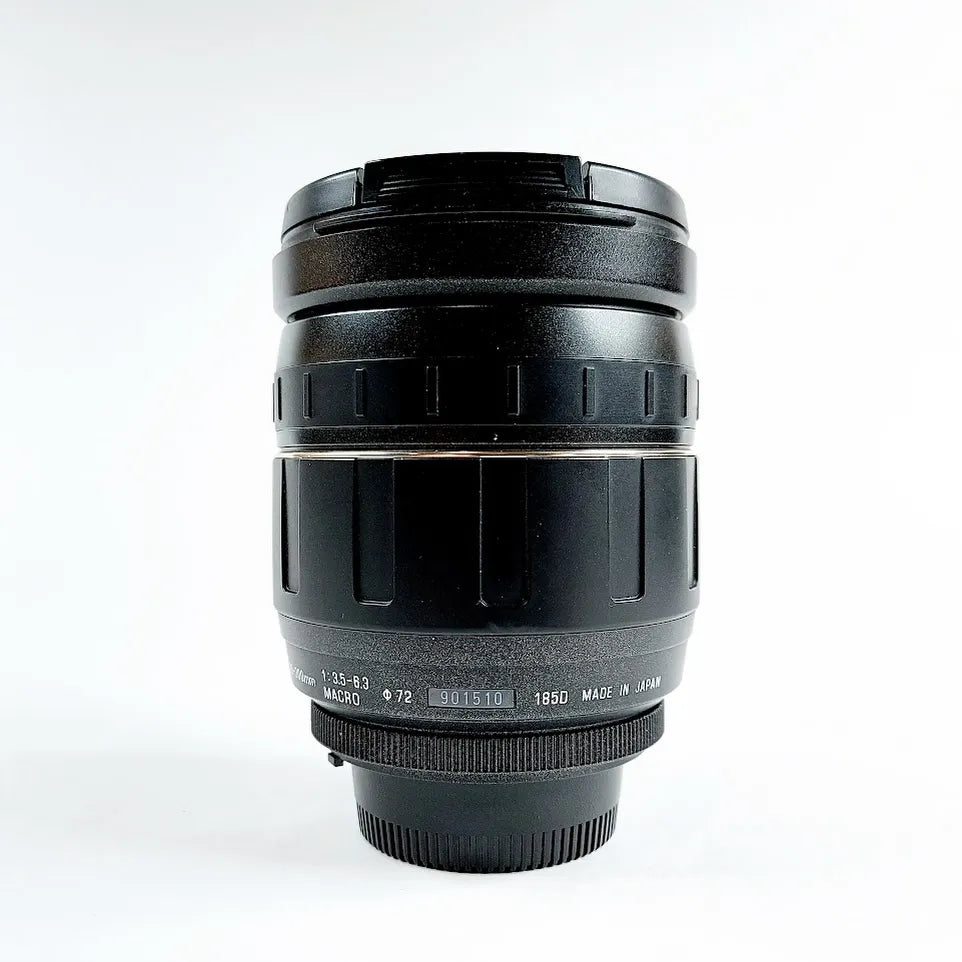 Nikon D90 järjestelmäkamera ja Tamron 28-300 mm objektiivi
