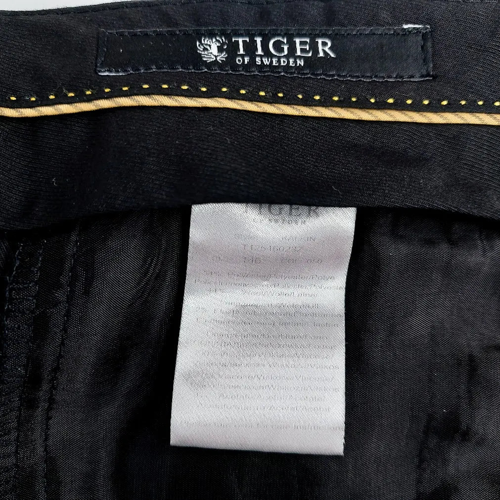 Tiger of Sweden Kalkin puku koko 46