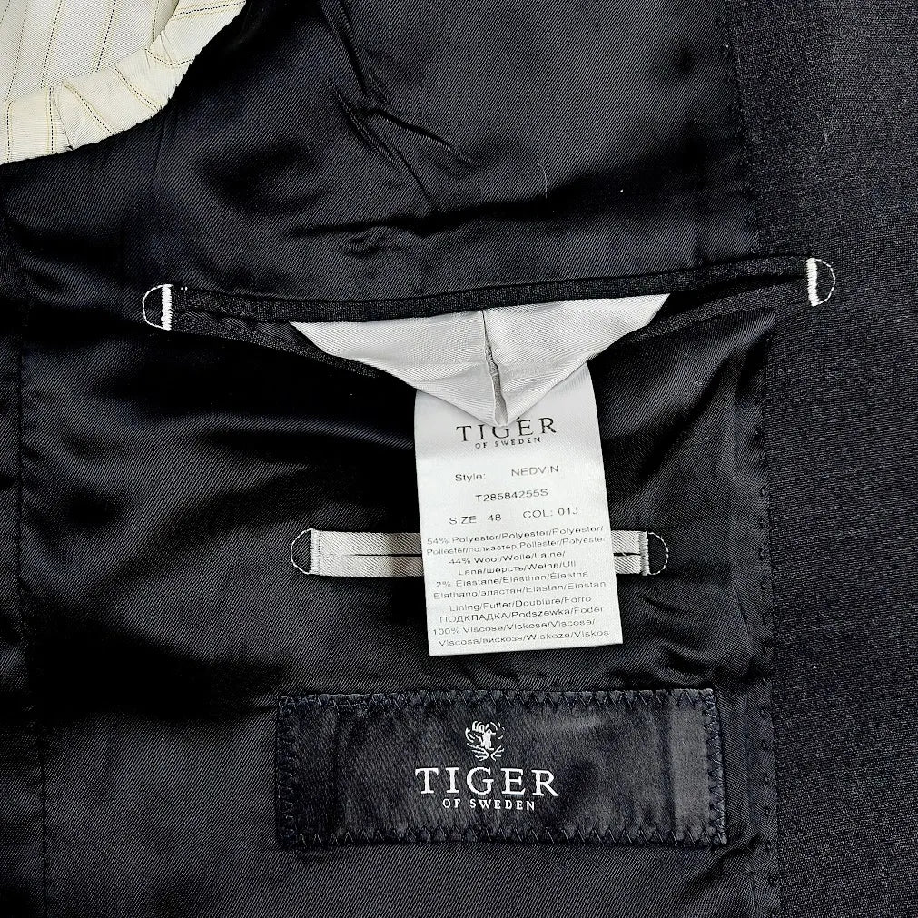 Tiger of Sweden Nedvin pikkutakki koko 48