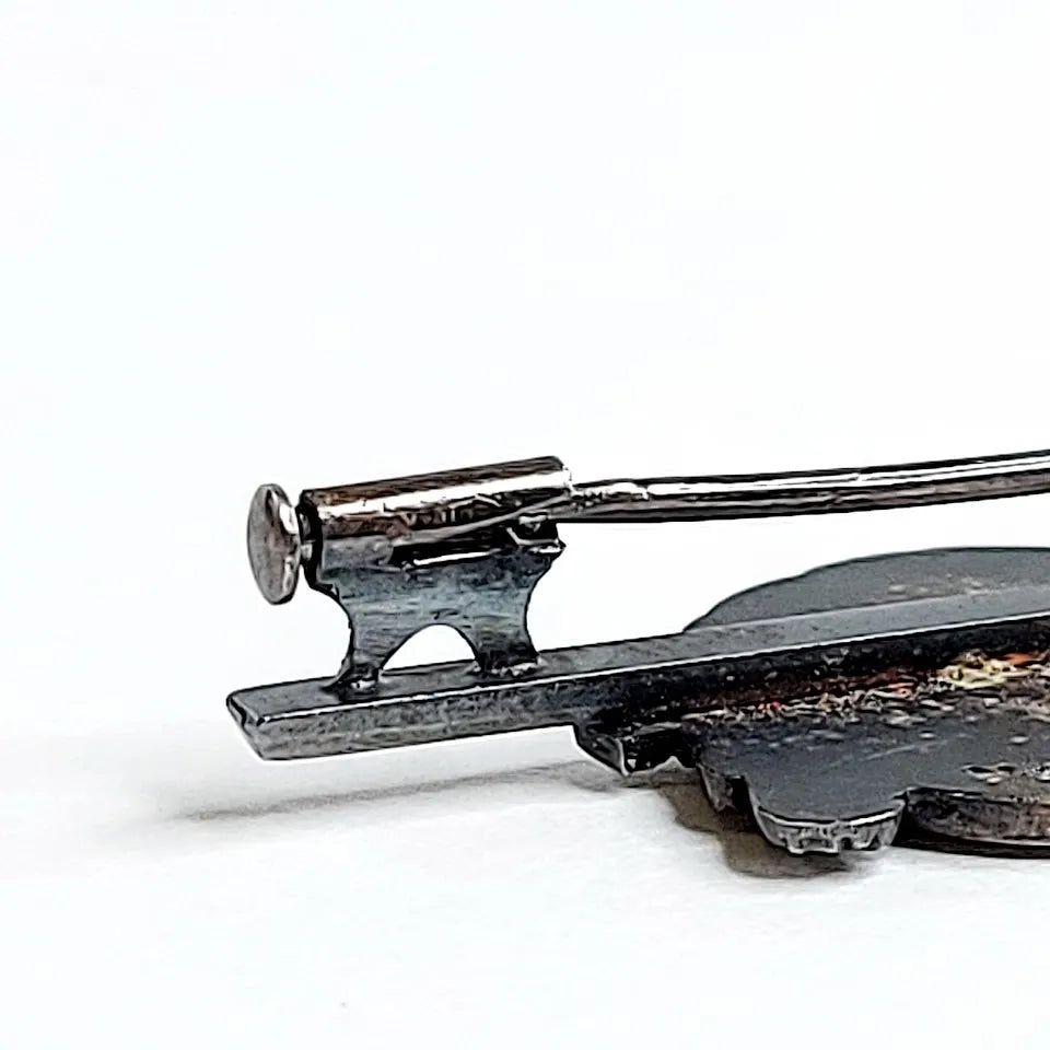 Tillander rintamerkki 830 hopeaa ja emalia