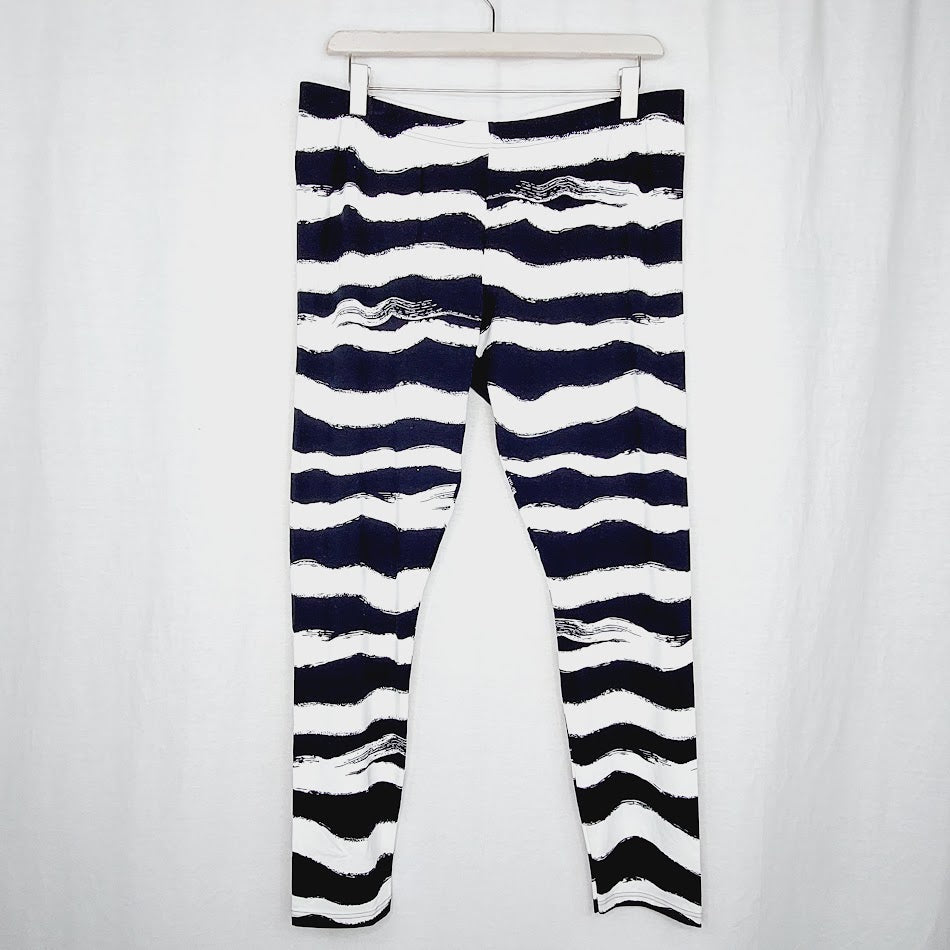 Neulomo Muoto legginssit 3XL