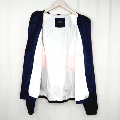 Pull&Bear tuulitakki koko L