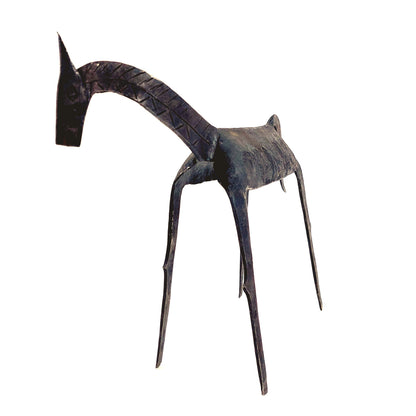 Takorautainen hevos figuuri