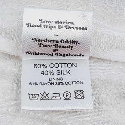 Ivana Helsinki Kissa ja Kello puuvilla-silkkimekko koko 38