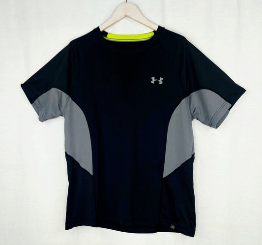 Under Armour urheilupaita koko L