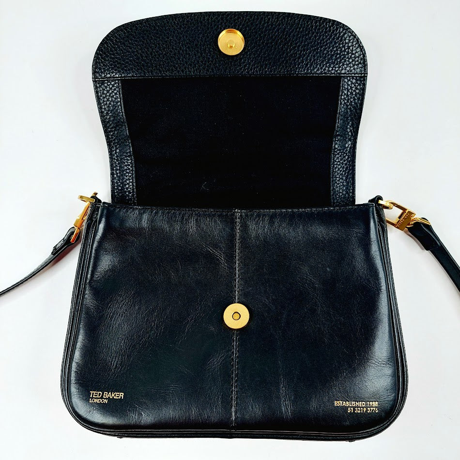 Ted Baker London olkalaukku