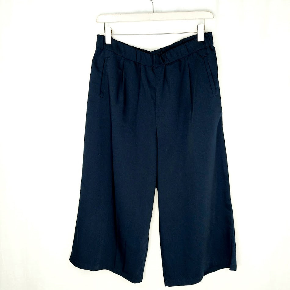 Tom Tailor leveälahkeiset caprihousut koko 42