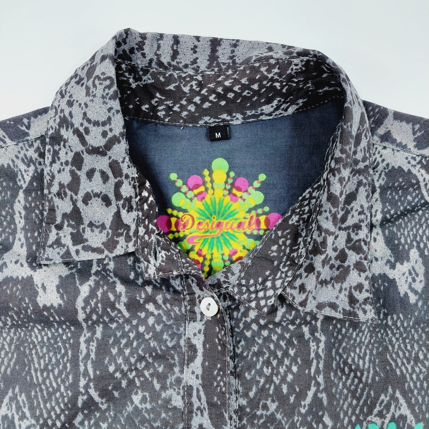 Desigual paitapusero koko M