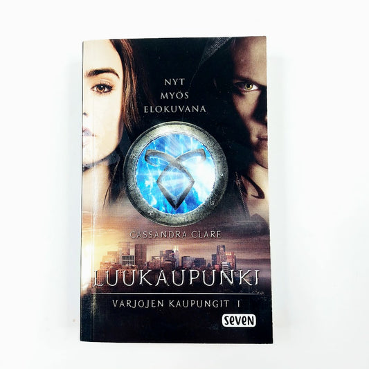 Cassandra Clare: Luukaupunki