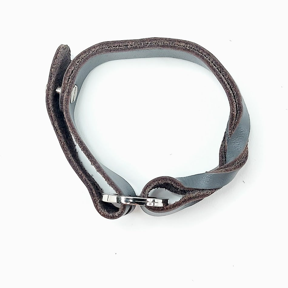 Nahkainen 2OR+BYYAT rannekoru