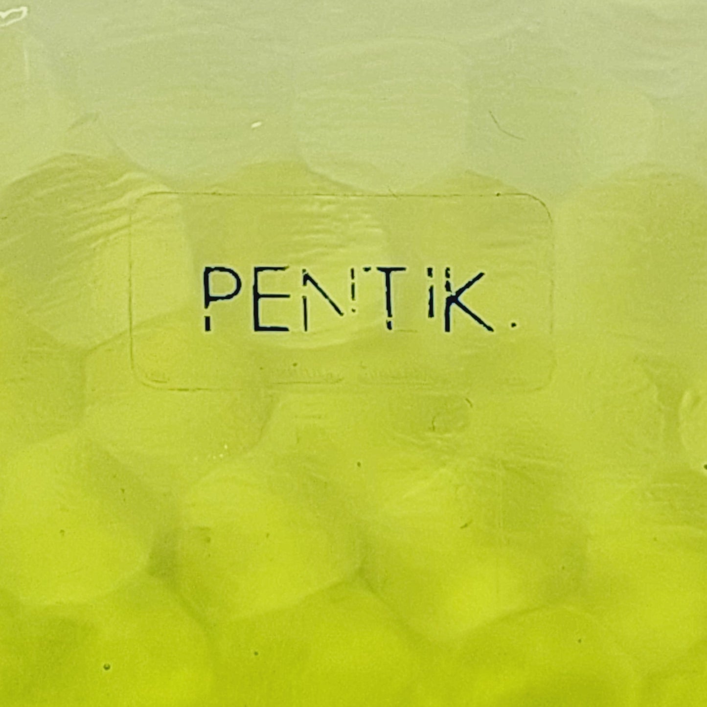 Pentik tarjoilulautanen