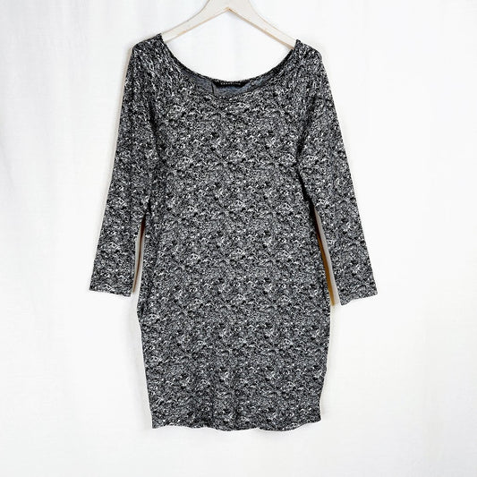 Aarre trikoomekko / tunika koko XS