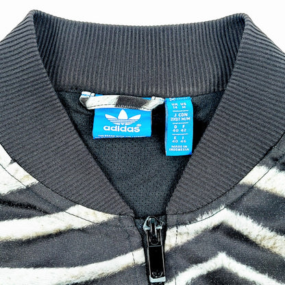 Adidas pusakka koko 40