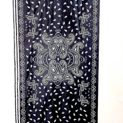 Adidas huivi koko 68x184 cm